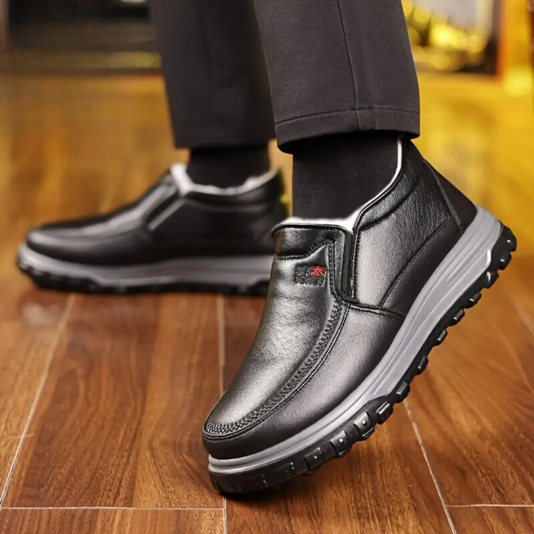 Mocassins Ergonómicos em Couro e à Prova de Água com Forro Polar para Homem
